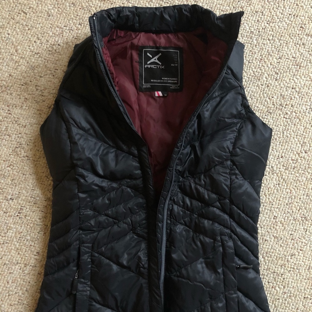 Arctix Uptown Lightweight Puffer Vest New with Tags XS Down Alternative